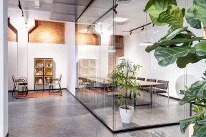 Stahl Glas Tür Kosten - Glaswand für Konferenzräume – diskrete und moderne Trennung mit optimaler Akustik